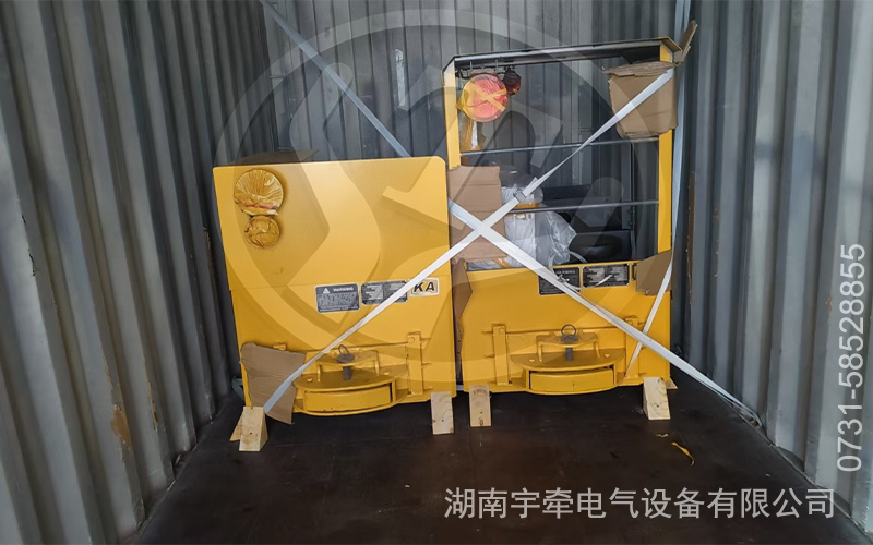 2.5噸鋰電蓄電池電機車出口海外 1.jpg